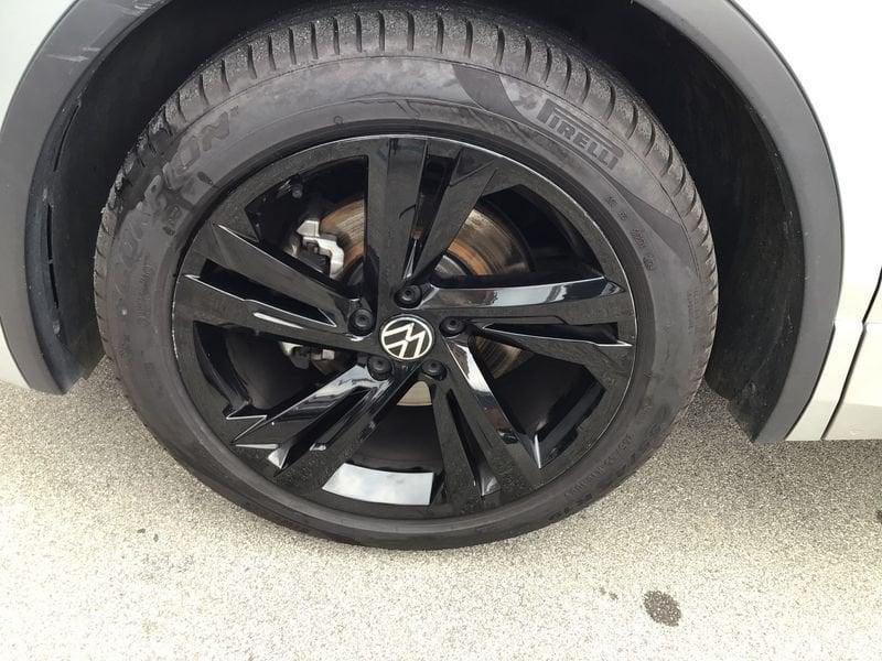 Volkswagen Tiguan 1.5 TSI ACT R-Line DSG