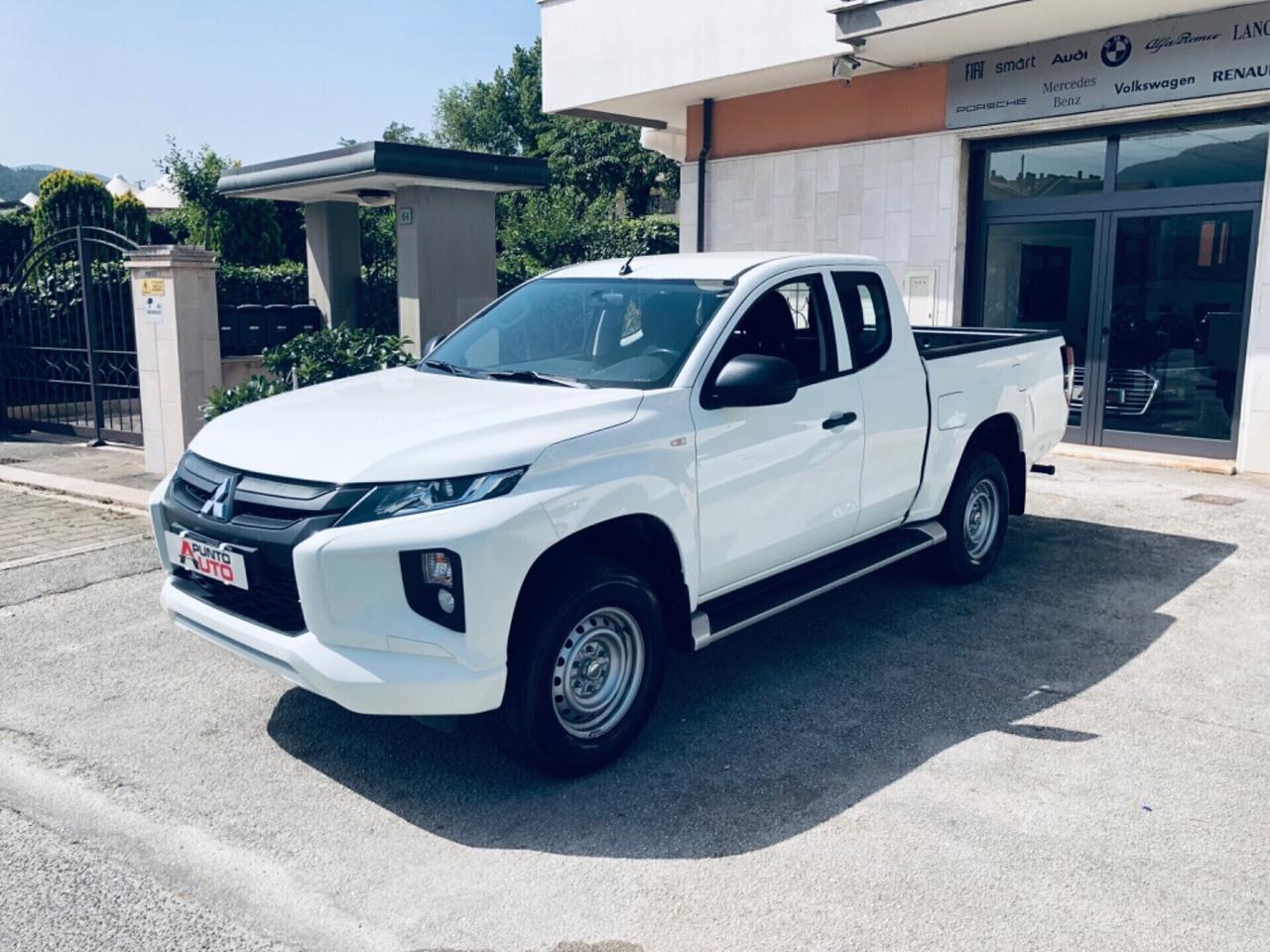 Mitsubishi L200 2.3 D CABINA ESTESA 4x4 Super Se