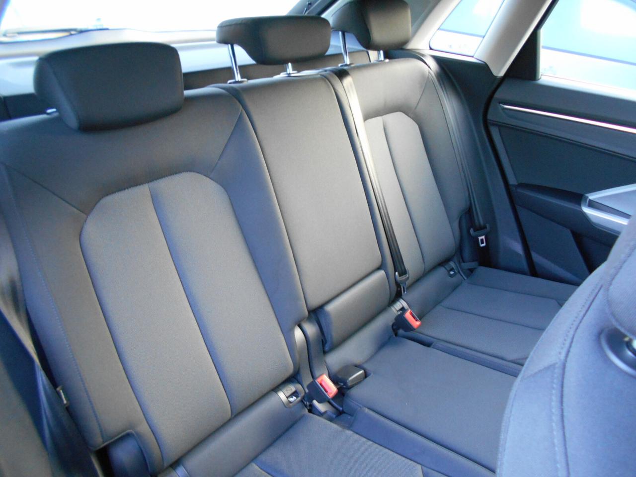 Audi Q3 35 TDI quattro S tronic Business Advanced