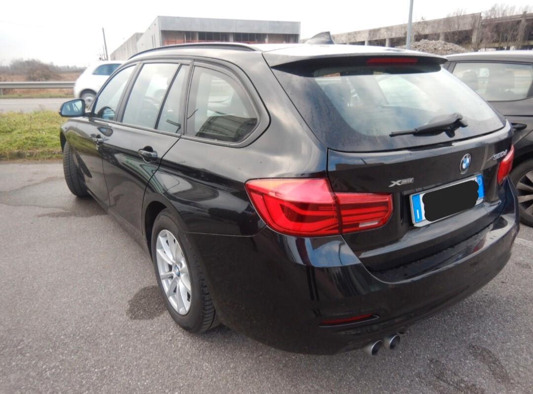 Bmw 320 320d xDrive Touring Business Advantage