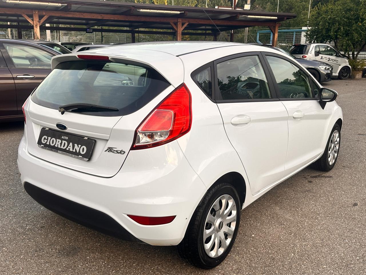 Ford Fiesta 1.4 5p GPL Titanium