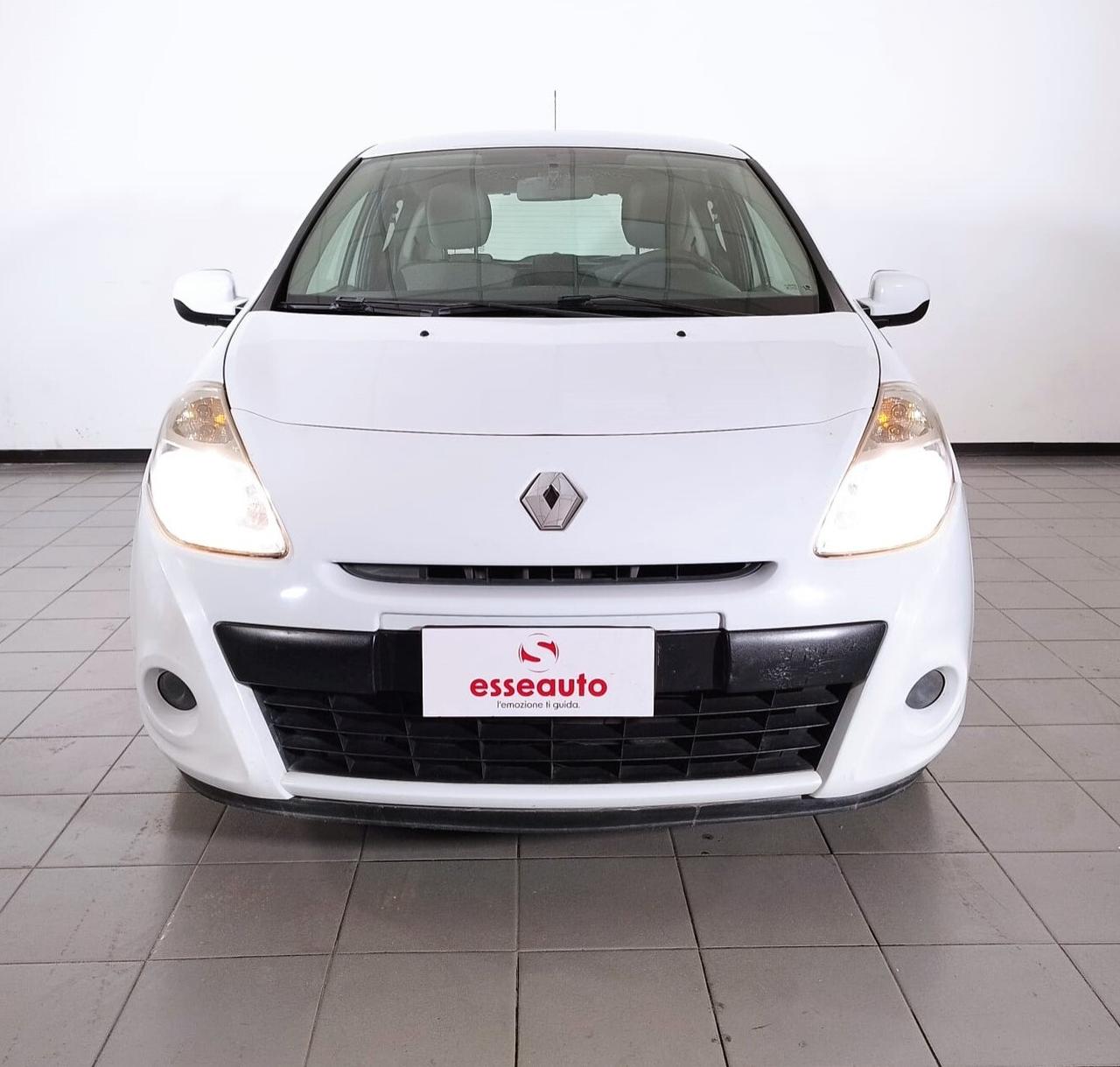 Renault Clio 1.2 16V 3 porte Dynamique OK NEOPATENTATI