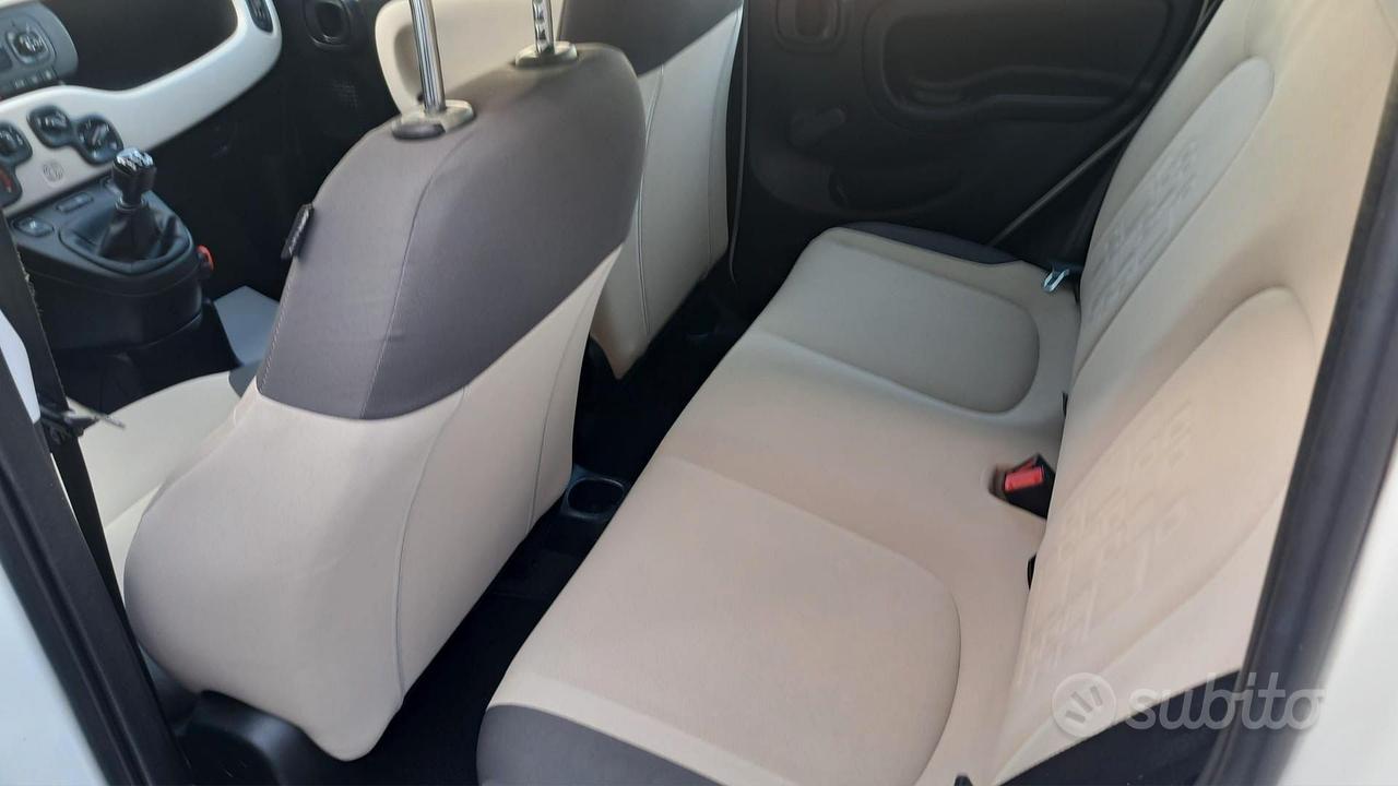 Fiat Panda 1.3 Mjet - COMANDI AL VOLANTE