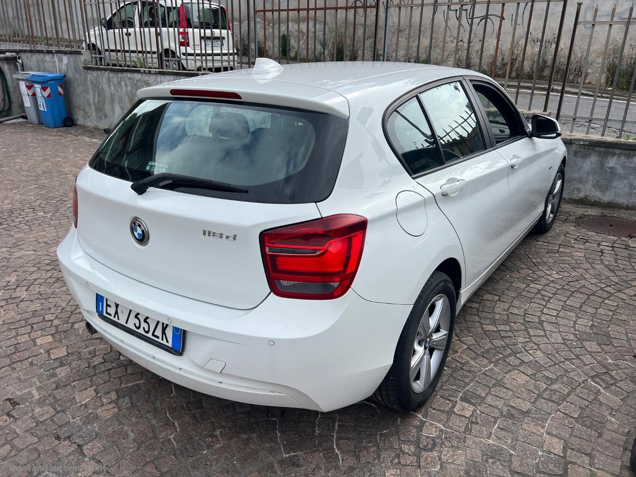 BMW 118d 5p. Sport AUTOMATICO XENO