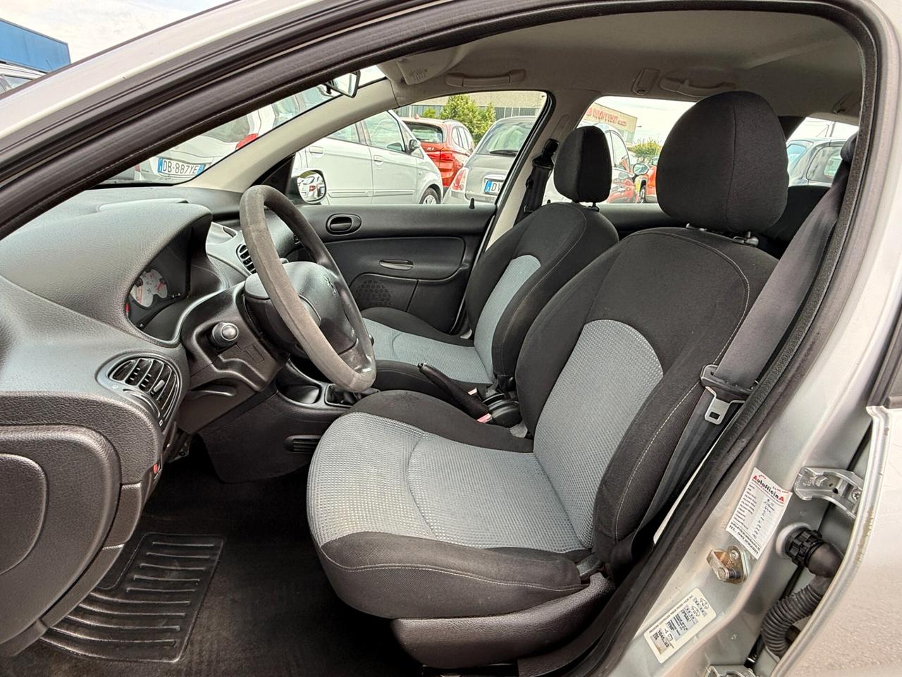 Peugeot 206 1.4 SW S