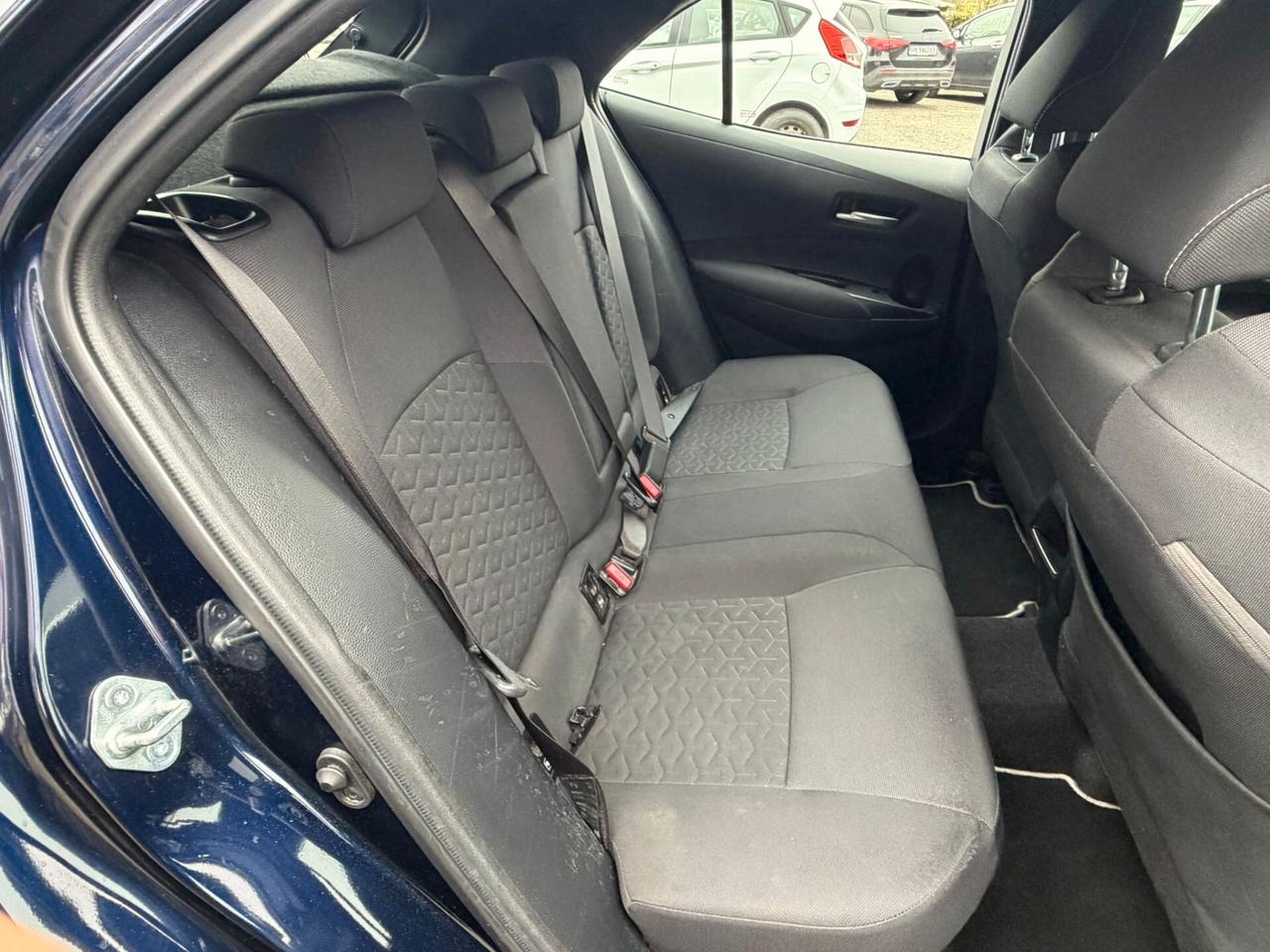 Toyota Corolla 1.8 Hybrid Style