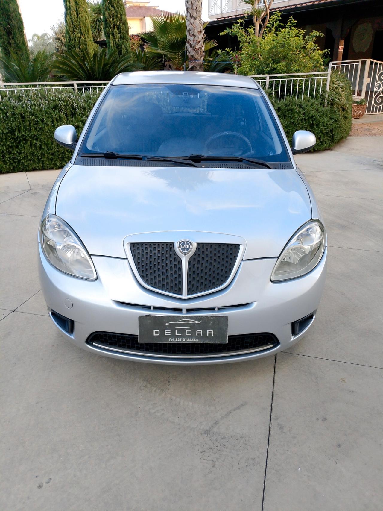 Lancia Ypsilon 1.4 Argento Ecochic GPL