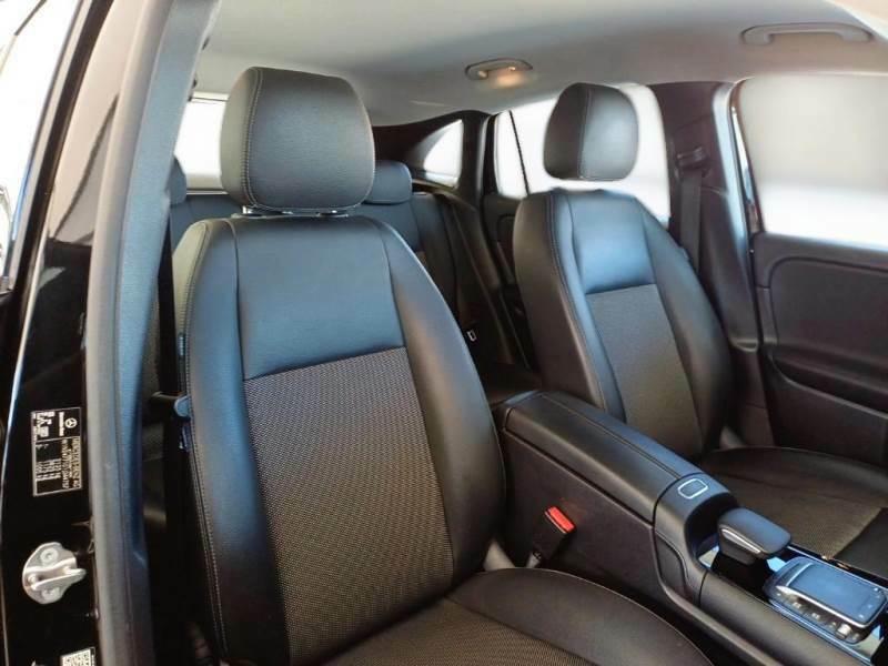 MERCEDES-BENZ GLA 180 d Automatic Business Extra