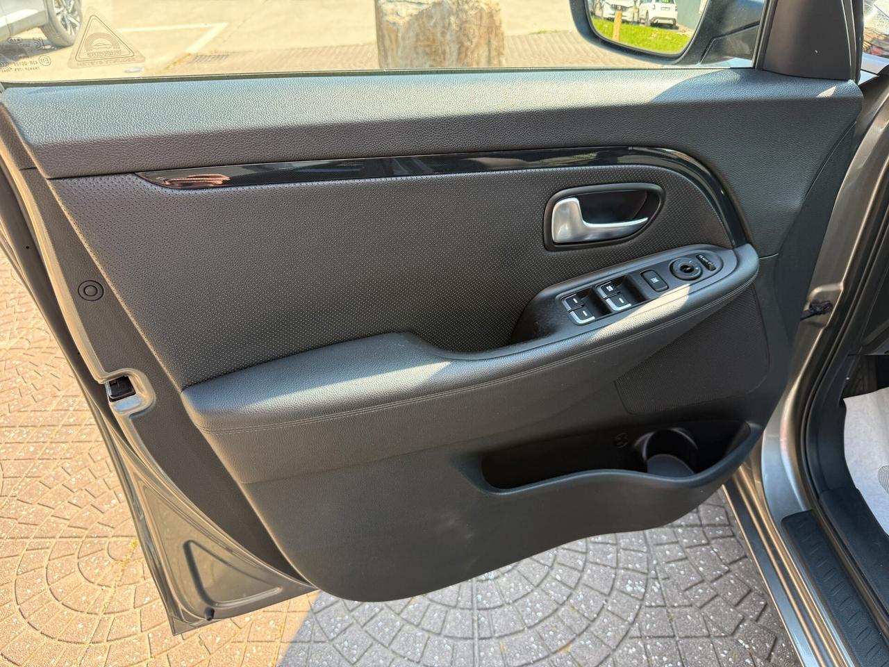 Kia Carens 1.7 CRDi 115 CV Class 7 POSTI