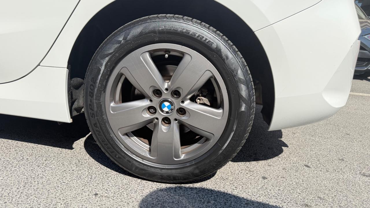 Bmw 118 118d 5p. Business Advantage LED NAVI CERCHI 18 PDC CLIMA AUTOMATICO