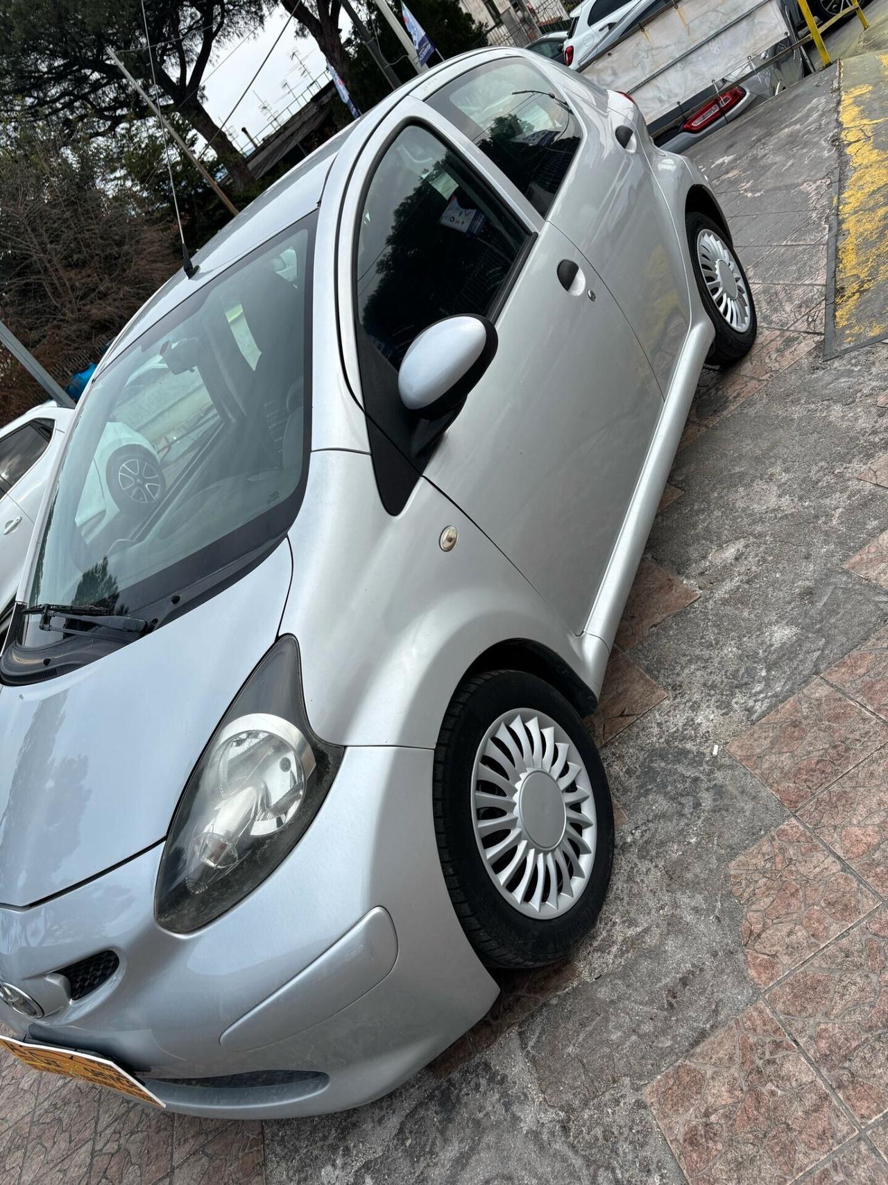 Toyota Aygo 1.0 12V VVT-i 5 porte