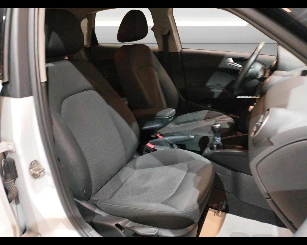 AUDI A1/S1 A1 SPB 1.6 TDI 116 CV Admired