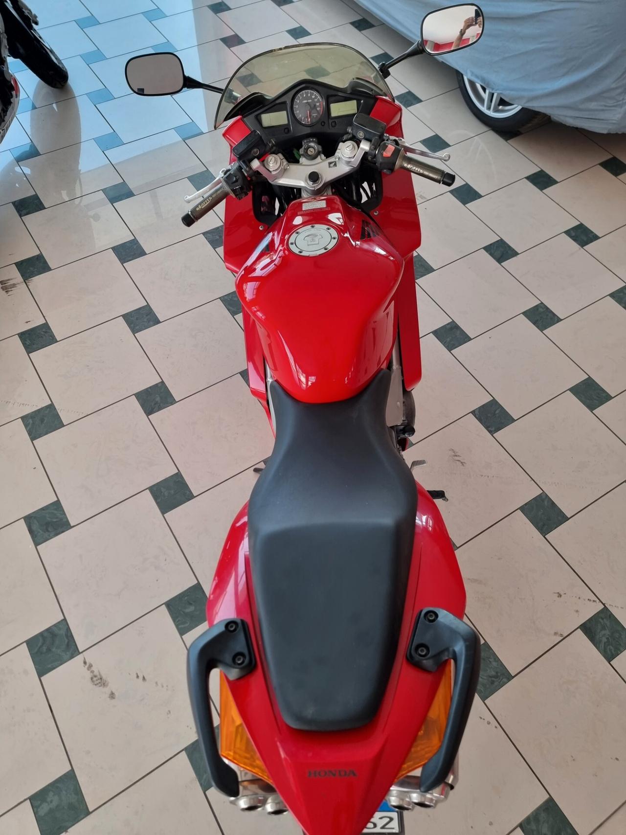 Honda VFR 800 V-tech