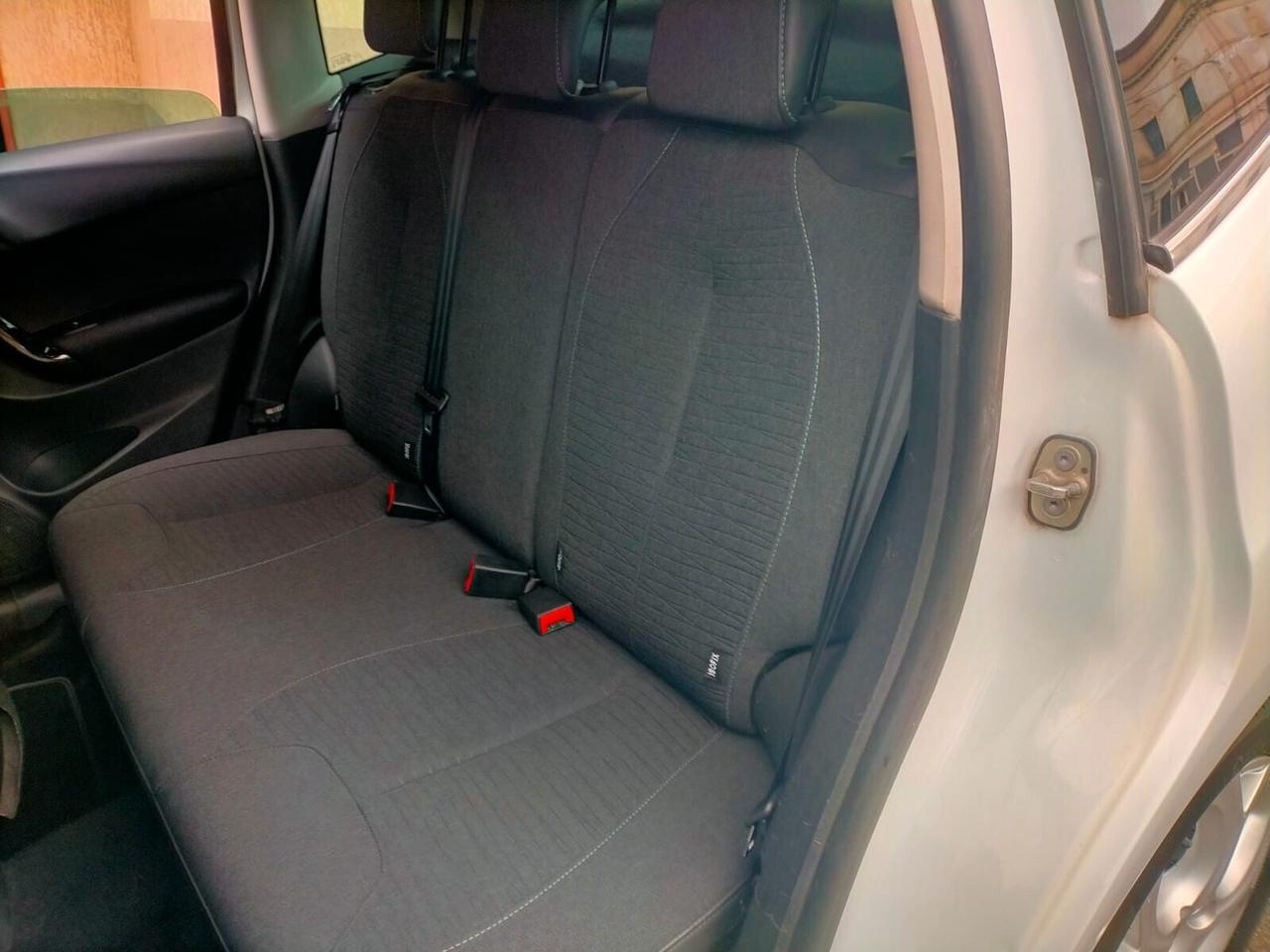 Citroen C3 PureTech 82 Live Edition EXCLUSIVE