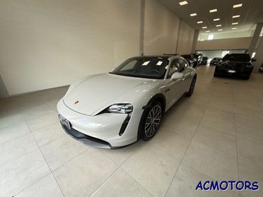 PORSCHE Taycan 4 Cross Turismo