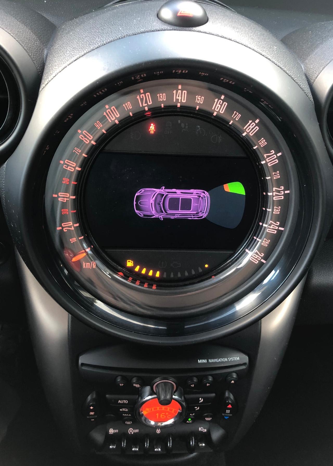 Mini One D Countryman Euro 6 solo 69000 Km