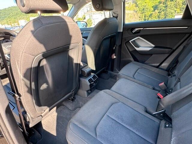 Audi Q3 45 1.4 tfsi E-Tronic Plug-In S-tronic Fatturabile