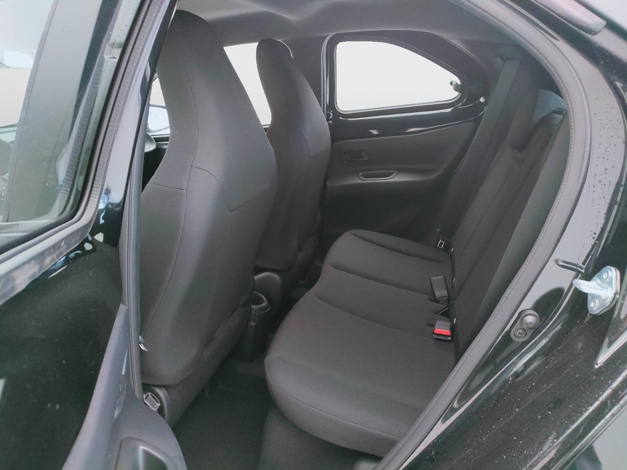 TOYOTA Aygo X 1.0B ACTIVE MT - MY24