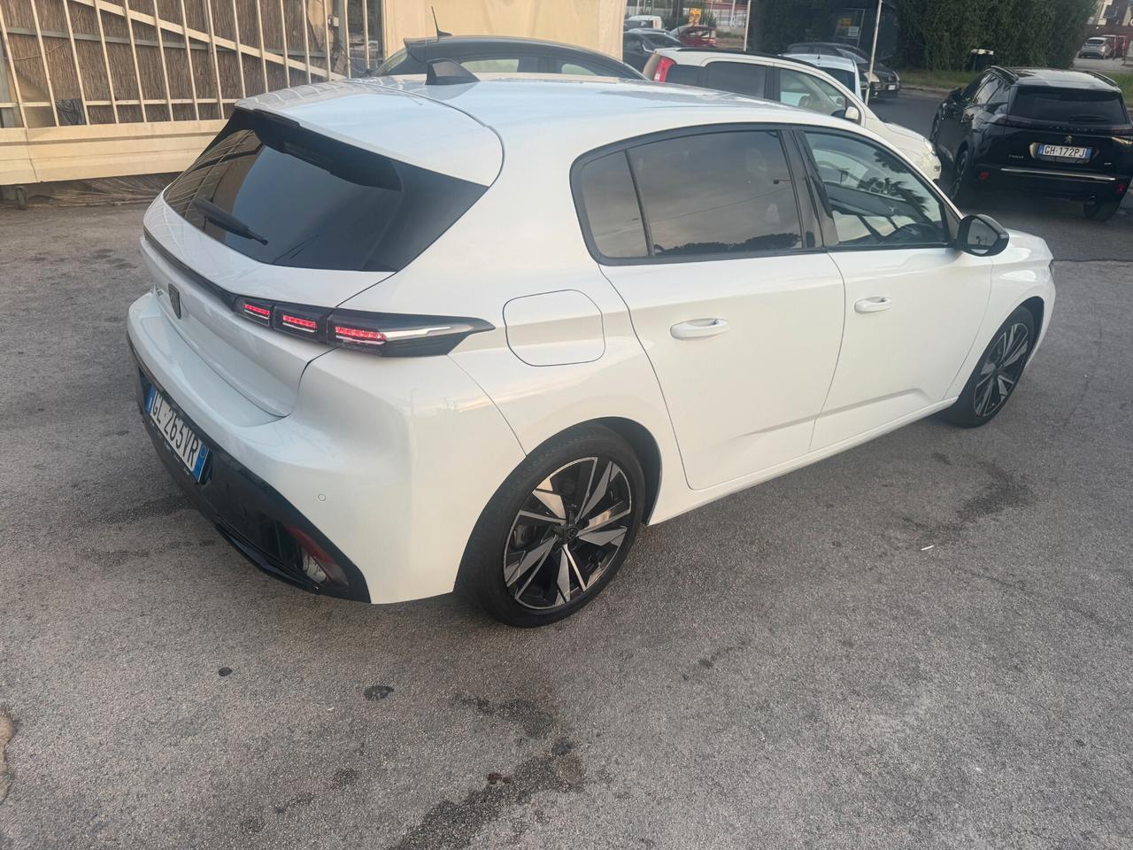 Peugeot 308 1.5 BlueHDi EAT8 12/2022
