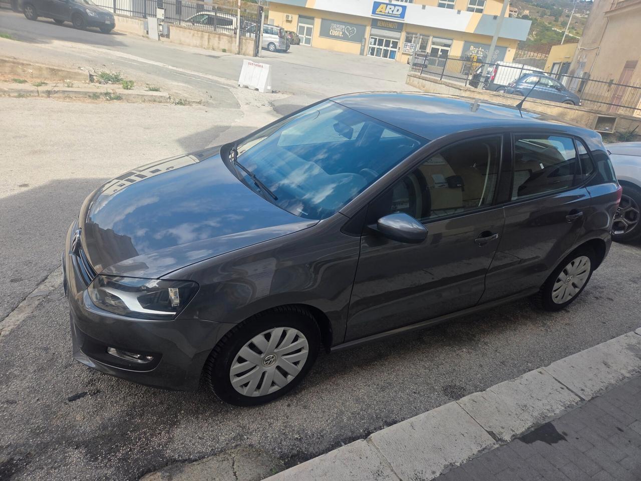 VW POLO 1.2 BENZINA 70 CV KM 110000 CERTIF