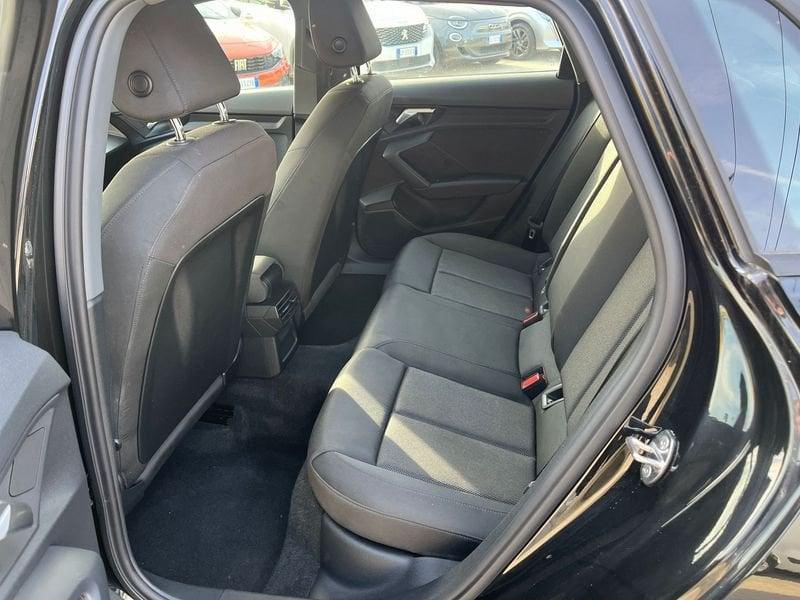 Audi A3 A3 SPB 30 TFSI Business