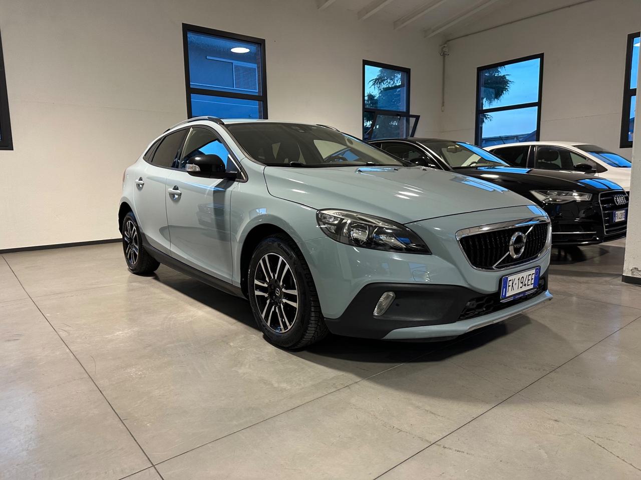 Volvo V40 Cross Country D2 Pro
