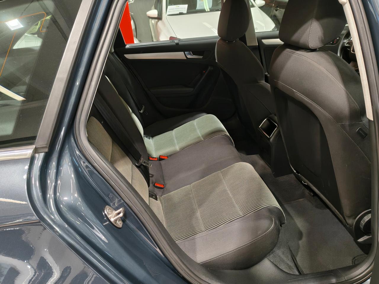 Audi A4 2.0 TDI 143CV MULTITRONIC 98.000 KM