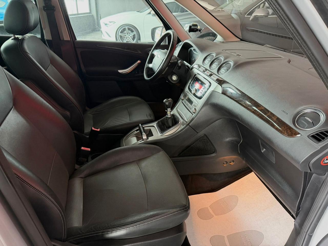 Ford Galaxy 2.0 TDCi 140 CV DPF 7 POSTI