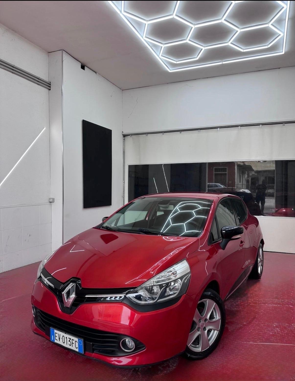 Renault Clio 1.5 dCi 8V 75CV 5 porte Costume National