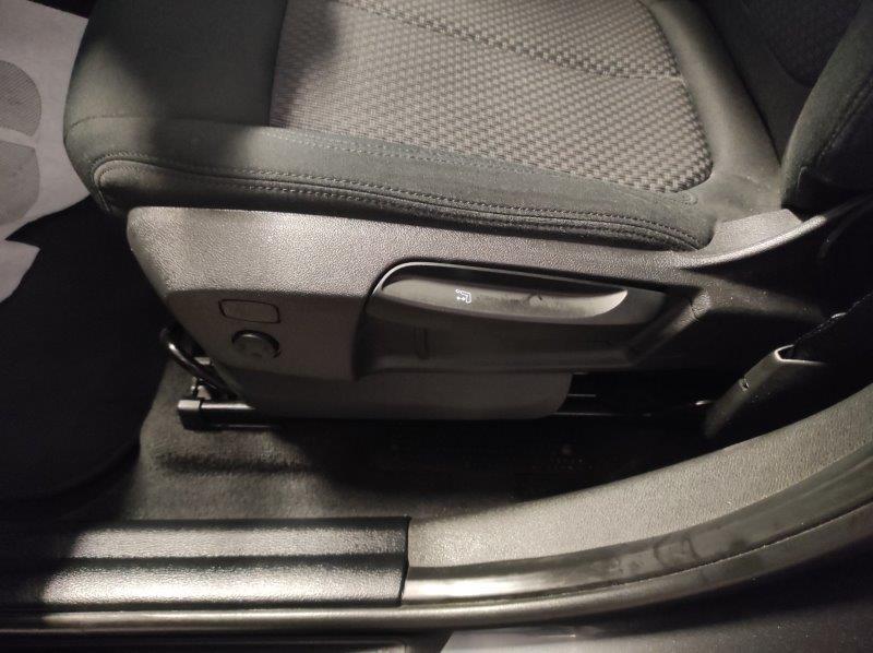 BMW X1 (F48) - X1 xDrive25e Business Advantage