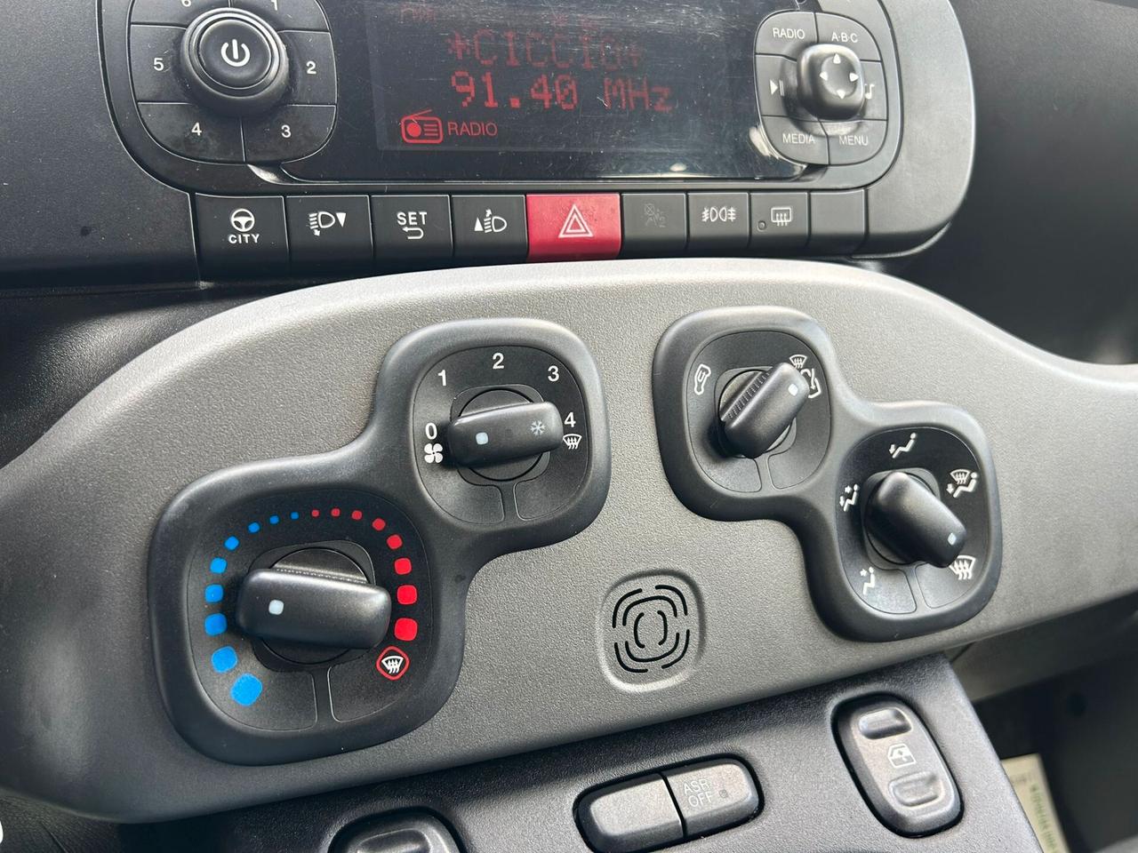 Fiat Panda 1.2 51 Kw LOUNGE - 2017