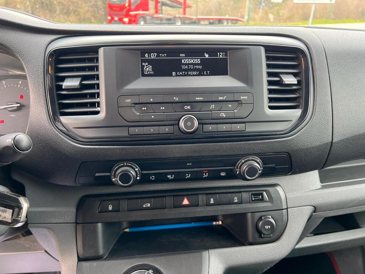 Opel Vivaro 2.0 120cv - automatico