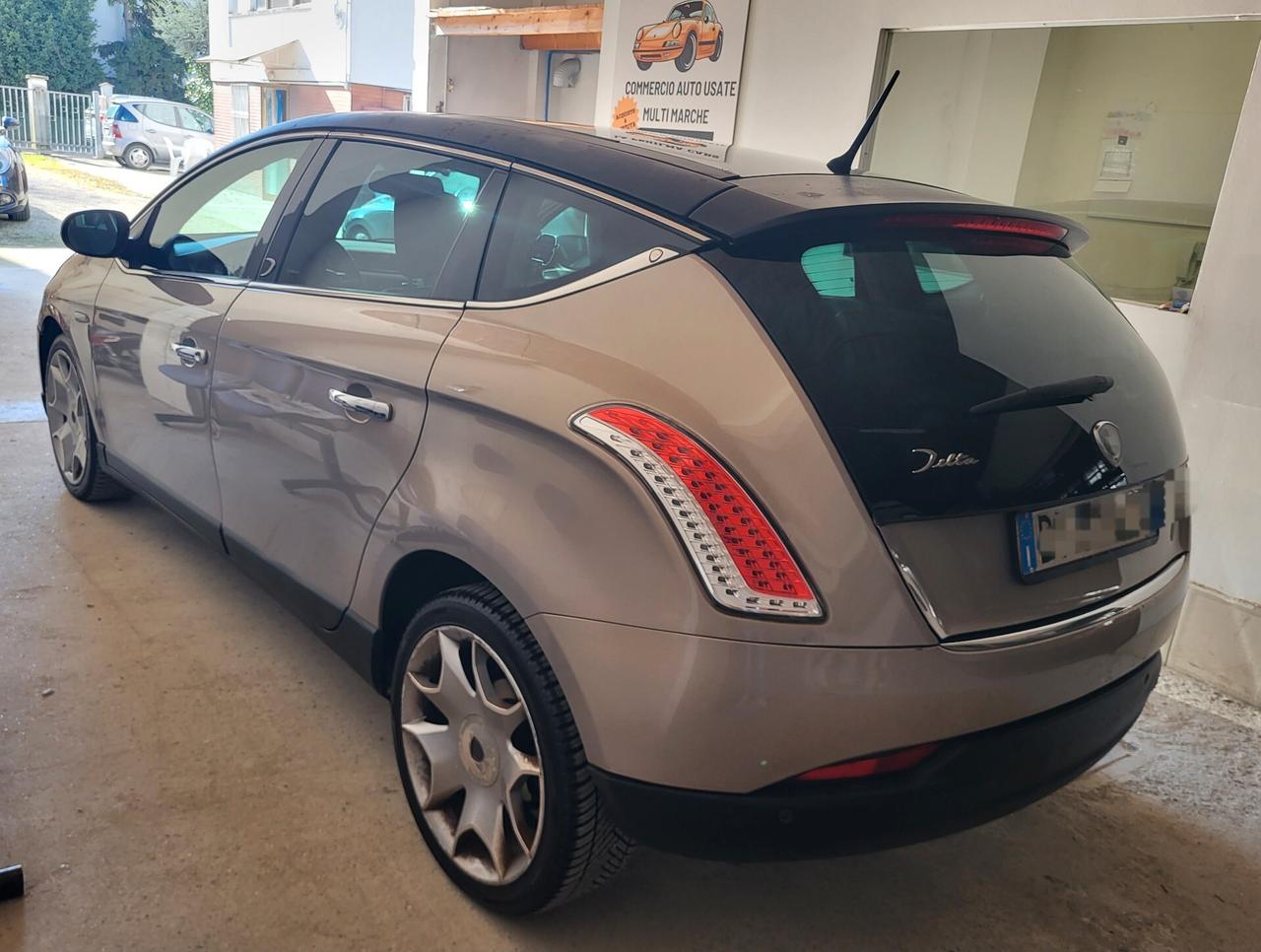 Lancia Delta 1.6 MJT DPF Oro