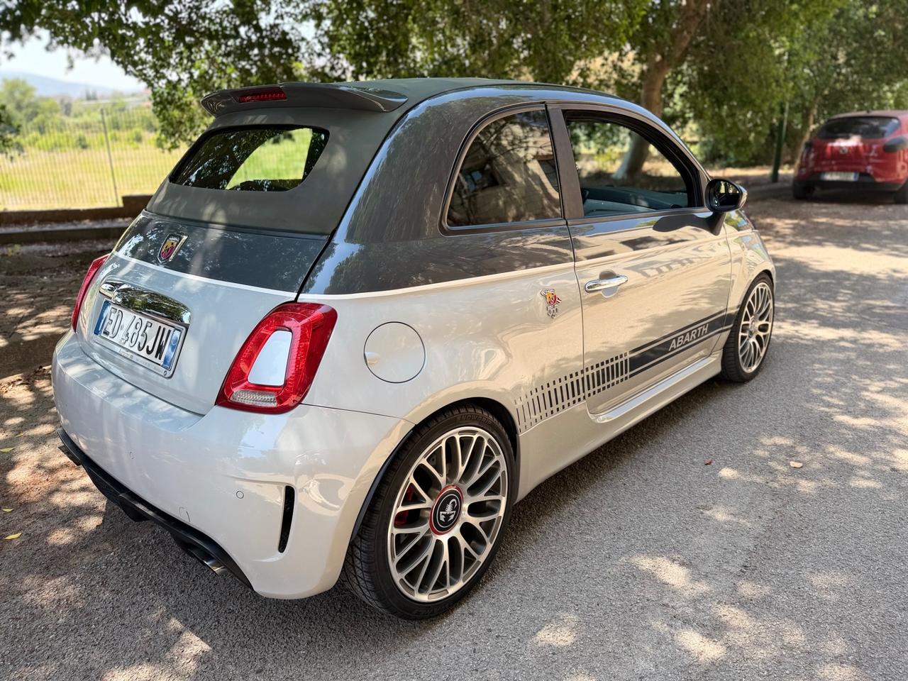 Abarth 500 C 1.4 Turbo T-Jet MTA Bicolore