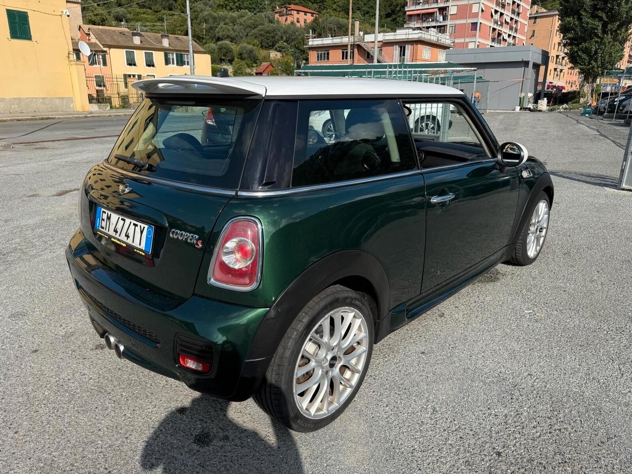 Mini Cooper S Coupe 1.6 John Works Coupé
