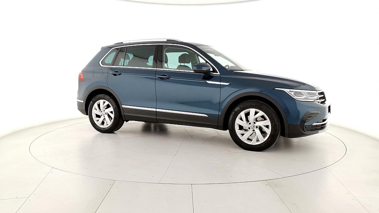 VOLKSWAGEN Tiguan II 2021 - Tiguan 2.0 tdi Elegance 150cv dsg