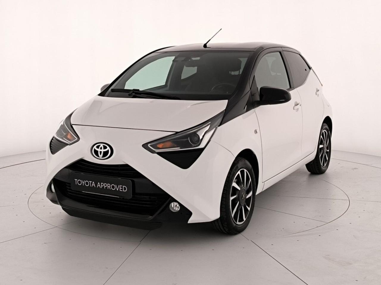 Toyota Aygo 5p 1.0 x-clusiv 72cv