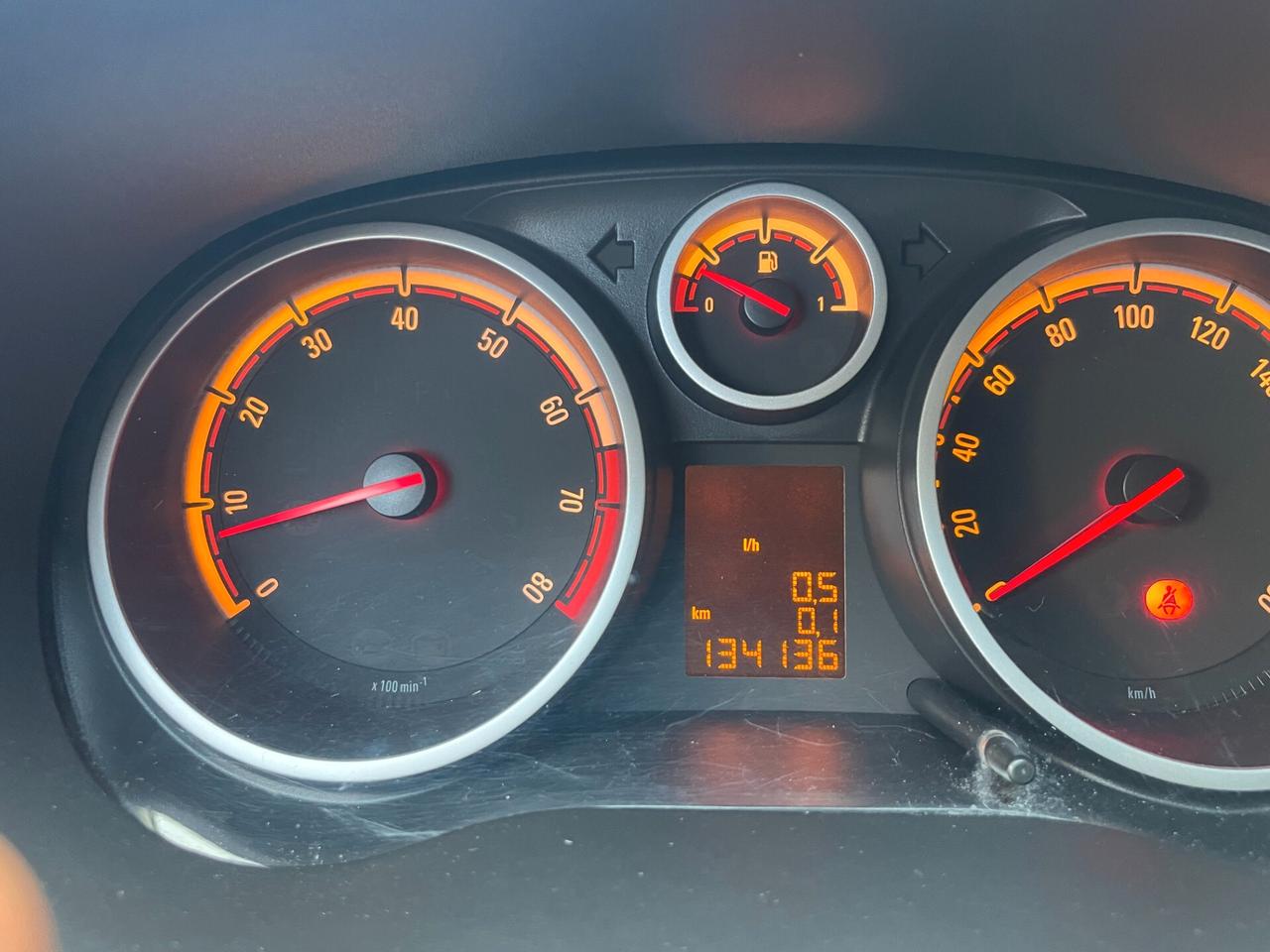 Opel Corsa 1.2 5 porte Cosmo