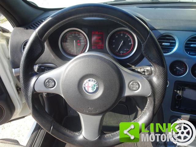 ALFA ROMEO 159 1750 TBi Sportwagon Distinctive