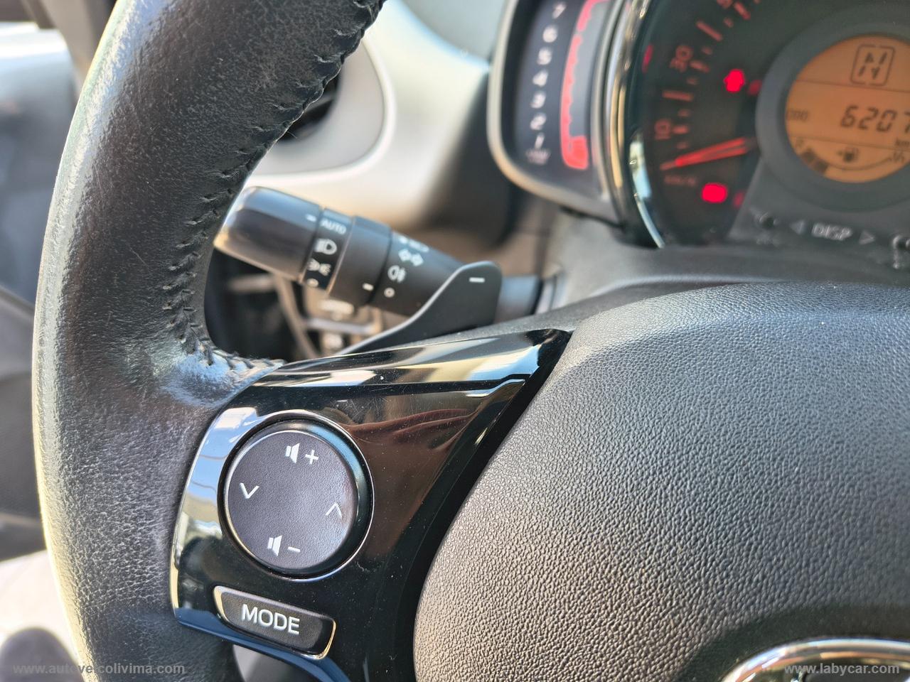 TOYOTA Aygo 1.0 VVT-i 69 CV 5p. x-play TSS MMT