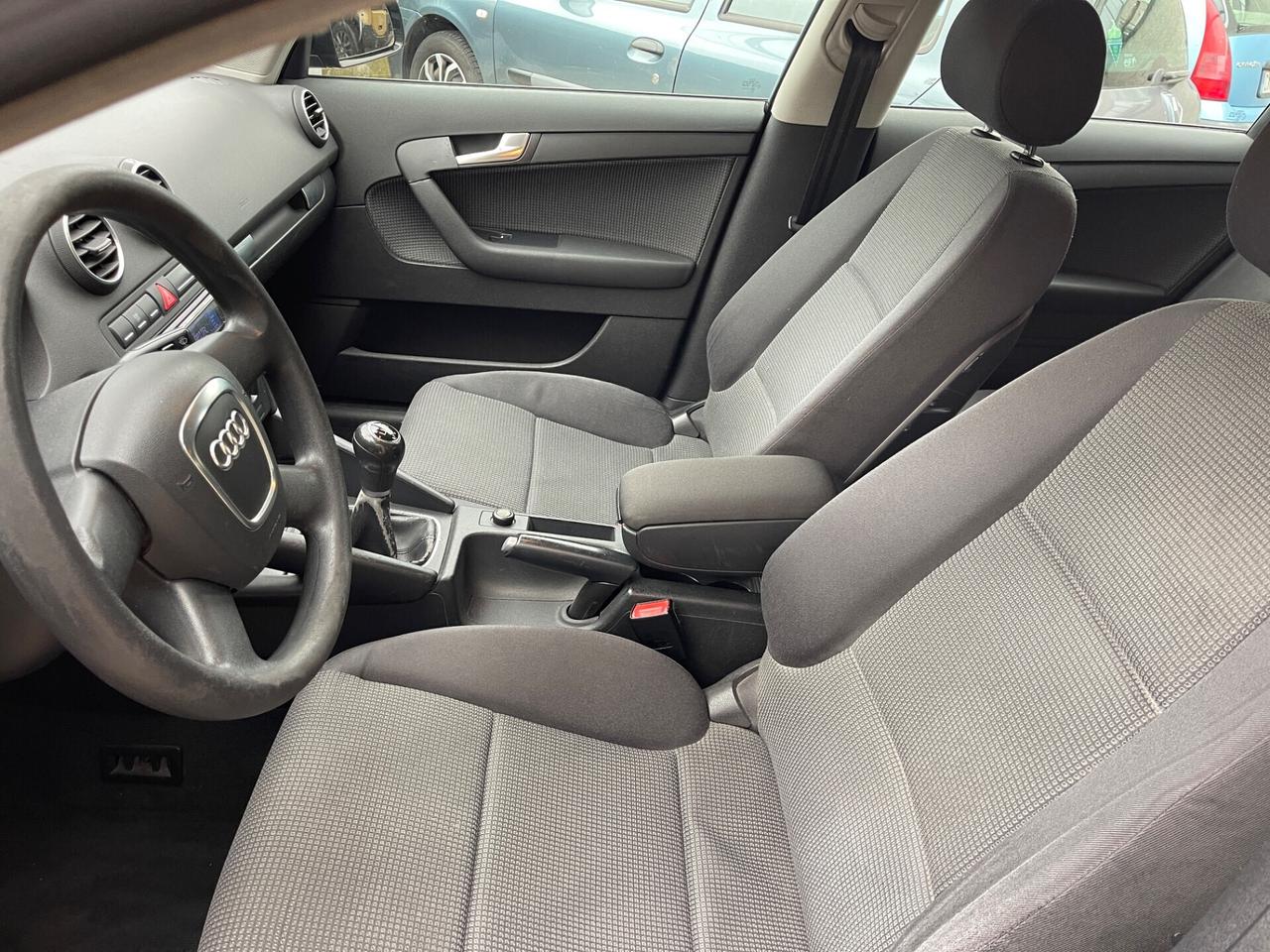Audi A3 SPB 1.9TDI 105CV NEOPATENTATI
