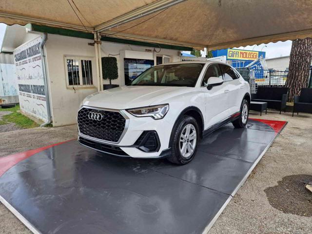 AUDI Q3 sportback 35 TFSI S tronic Bus.Plus luci amb.