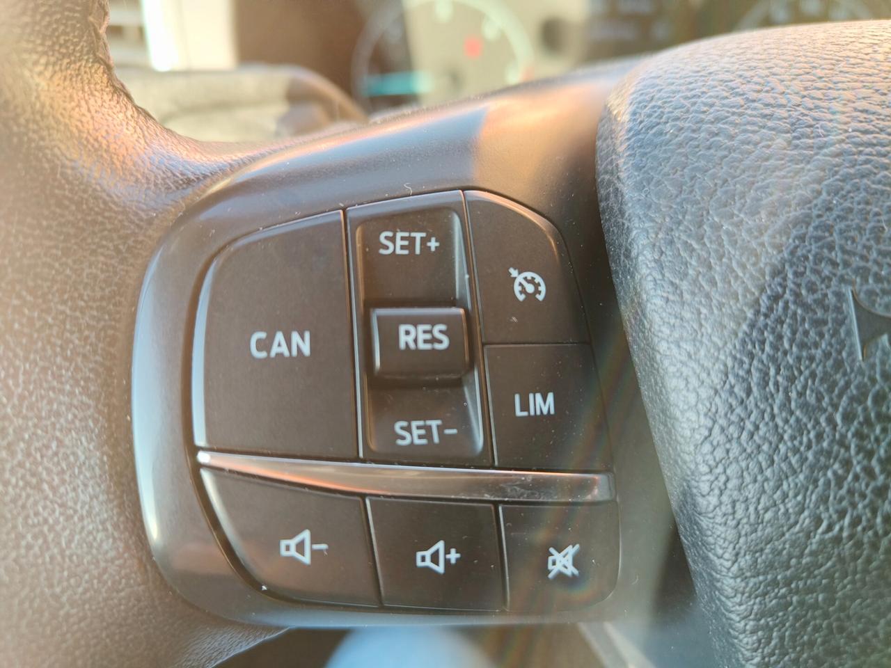 Ford Transit Custom L1H2 125cv Diesel