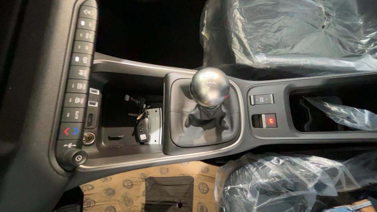 Jeep Avenger 1.2 Turbo 100 CV Summit KM0