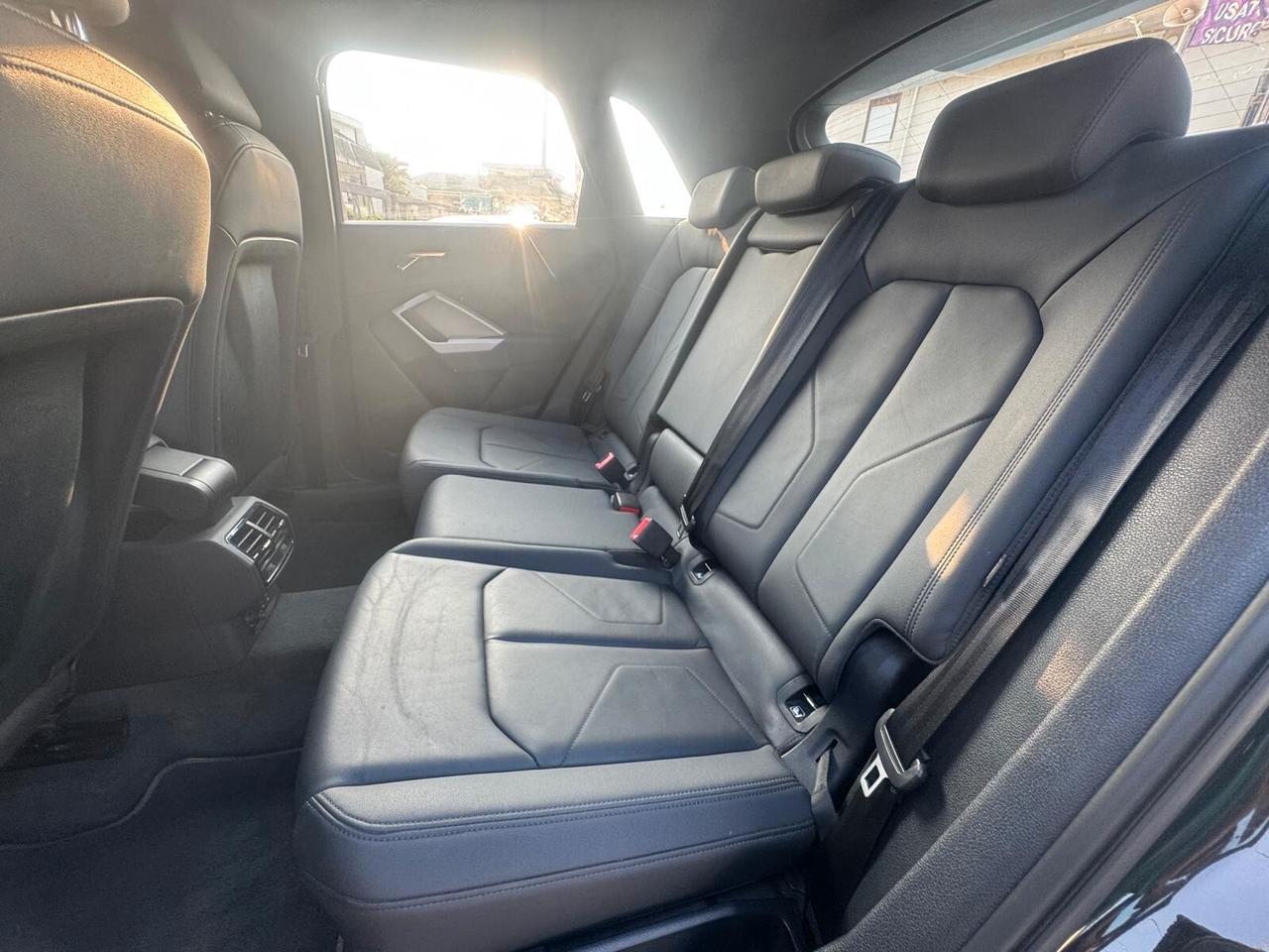 Audi Q3 35 TDI S tronic Business Advanced
