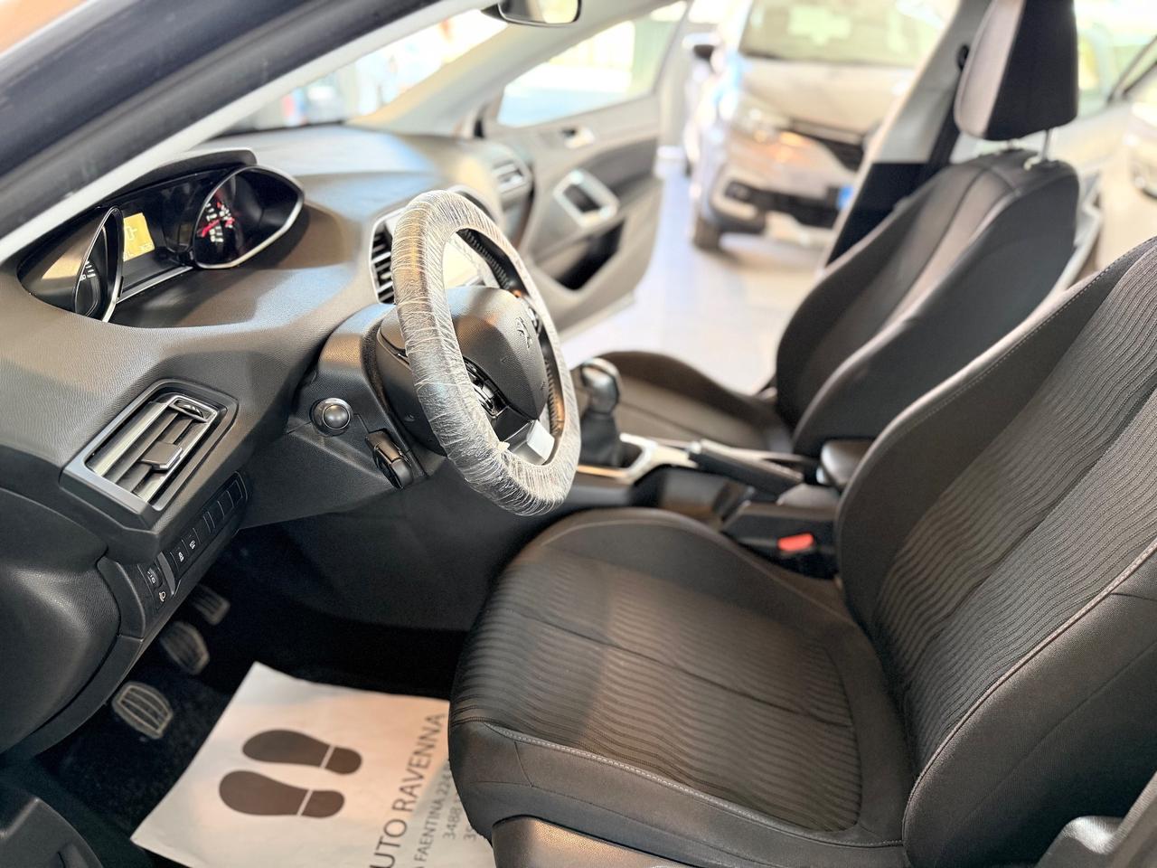 Peugeot 308 BlueHDi euro6 Business