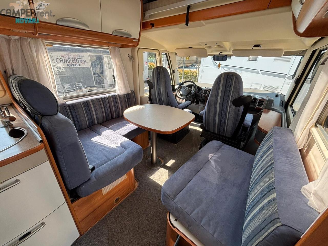 HYMER B654 SL - motorhome con letto alla francese in coda e garage foro 96x87