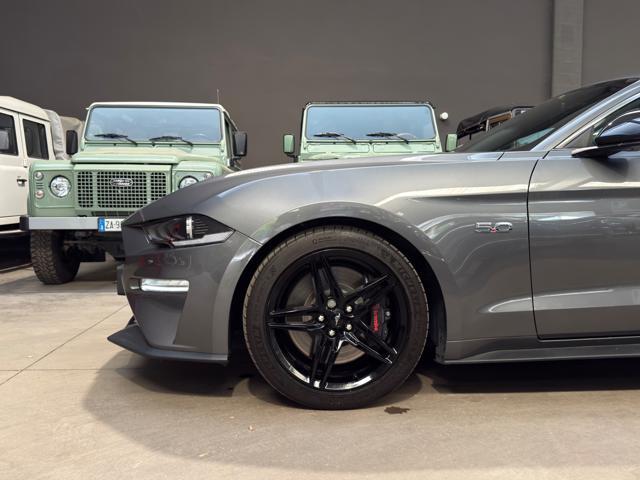FORD Mustang Fastback 5.0 V8 aut. GT