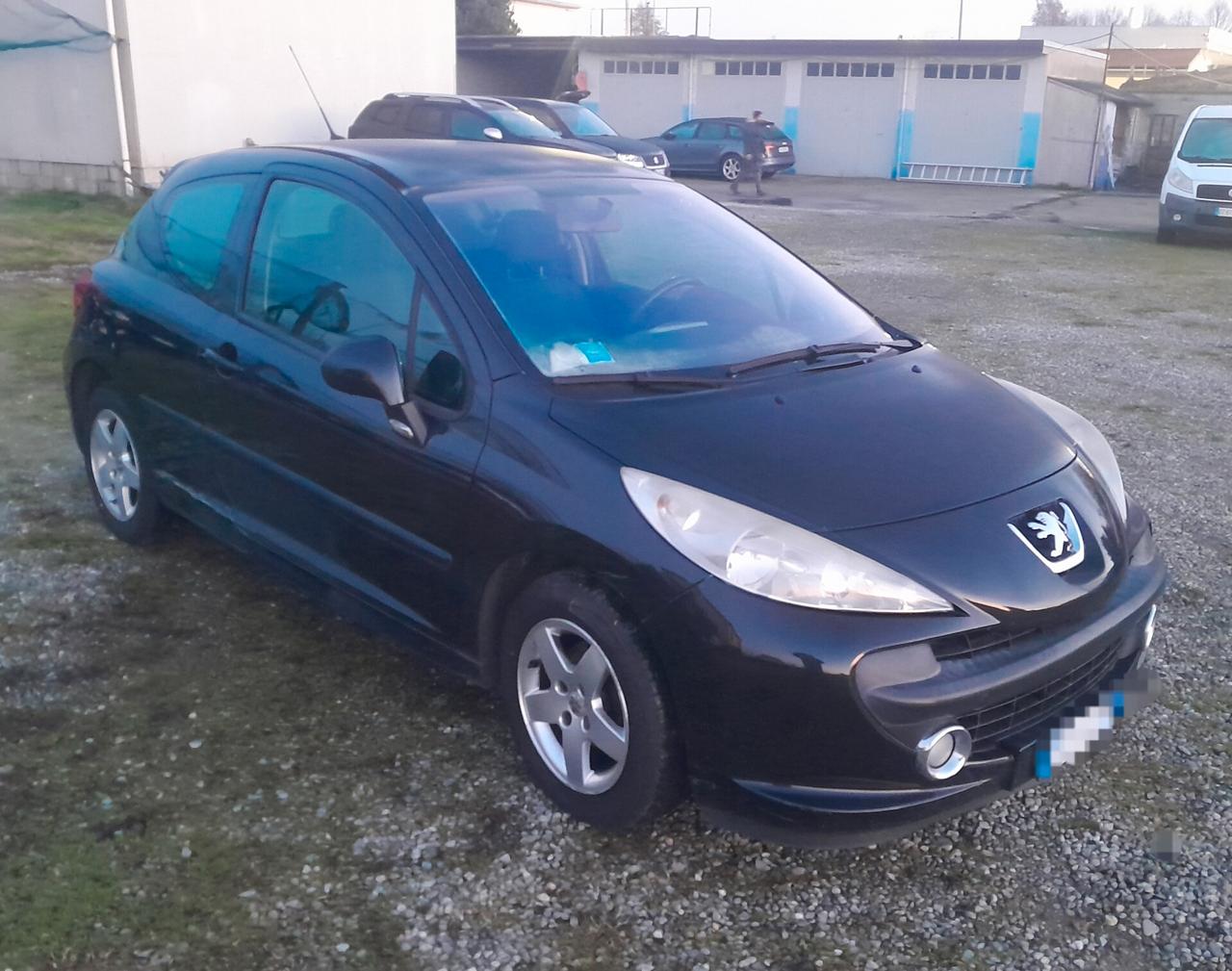 Peugeot 207 1.4 88CV 3p. XS