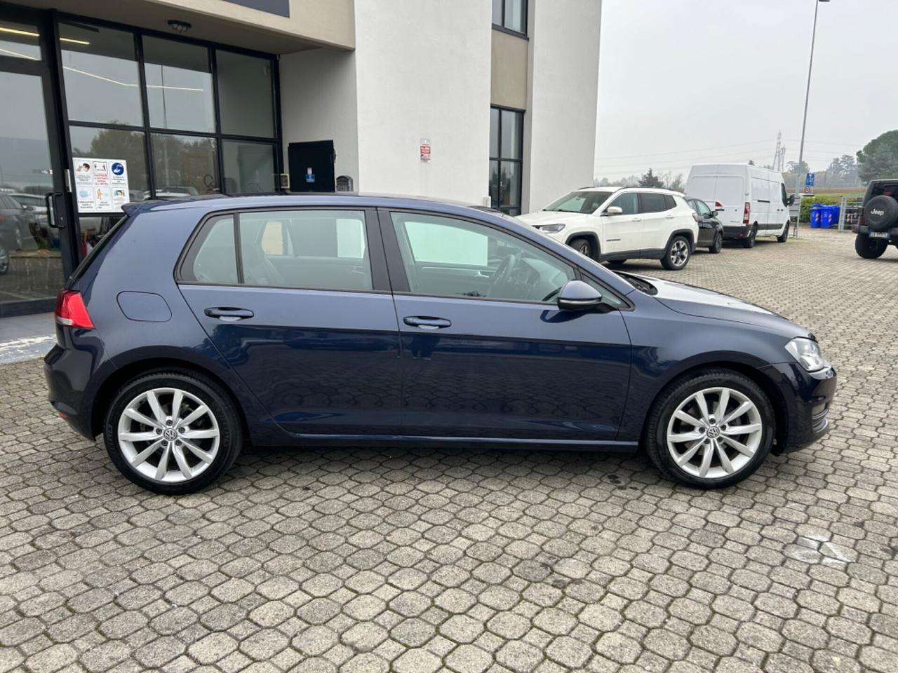 Volkswagen Golf 1.6 TDI 5p. | CERCHI IN LEGA